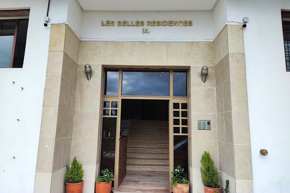 Les Belles Residences E