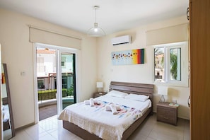 Villa (4 Bedrooms) | Interieur