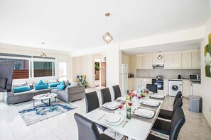 Villa (4 Bedrooms) | Interior - Villa Mesogeios Me16 (Paralimni)