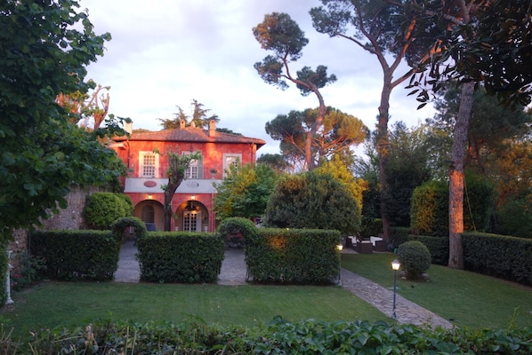 Exterior