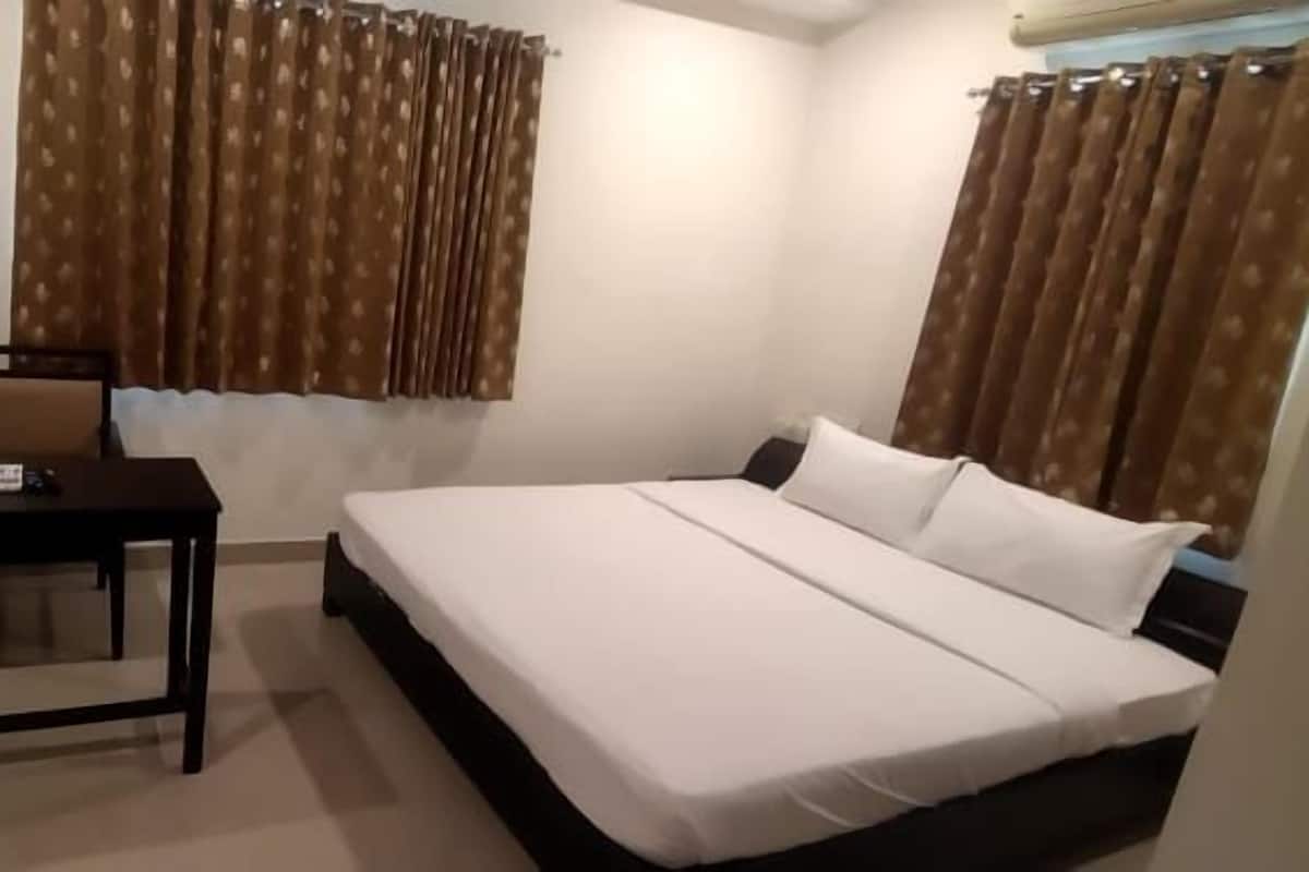 1 habitación, tabla de planchar con plancha y wifi gratis