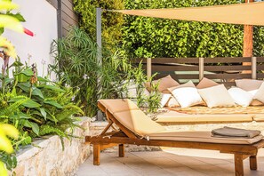 빌라 (4 Bedrooms) | 외관