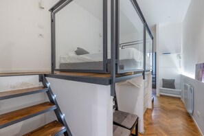 1 bedroom, WiFi - VG [ CASTEL SANT'ANGELO VIEW ★★★★★ ] Luxury Apartment (Roma)