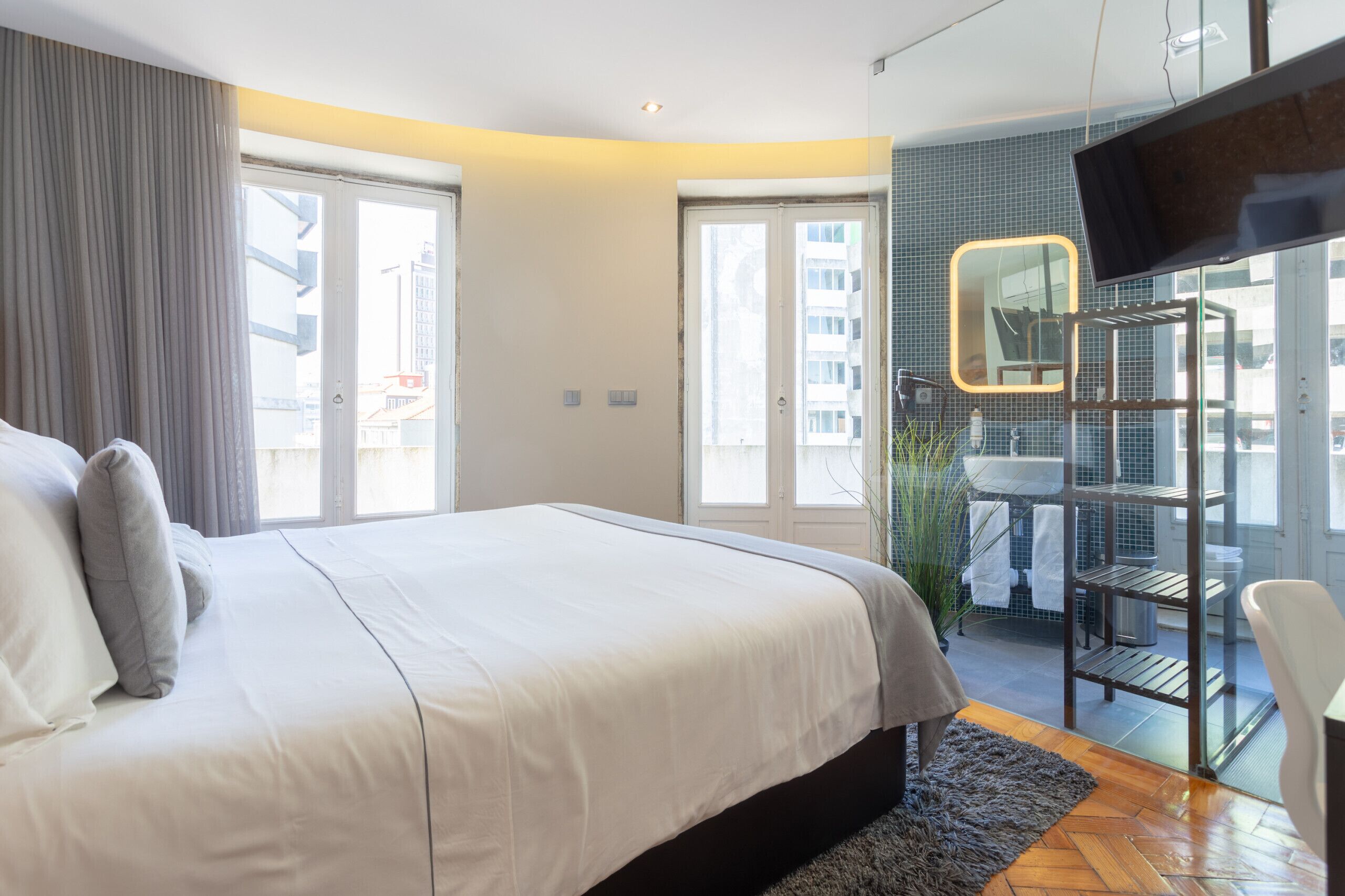 9 Schlafzimmer, Bügeleisen/Bügelbrett, kostenloses WLAN, Bettwäsche