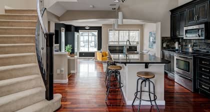 Auburn Oasisâïžnear Mountains*South Health*Fish Creek*4 bdrms*4 bthrms*Sleeps 10