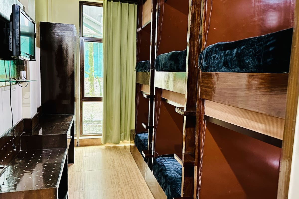 Cabin cơ bản | 1 phòng ngủ, bộ trải giường bằng vải Frette của Ý