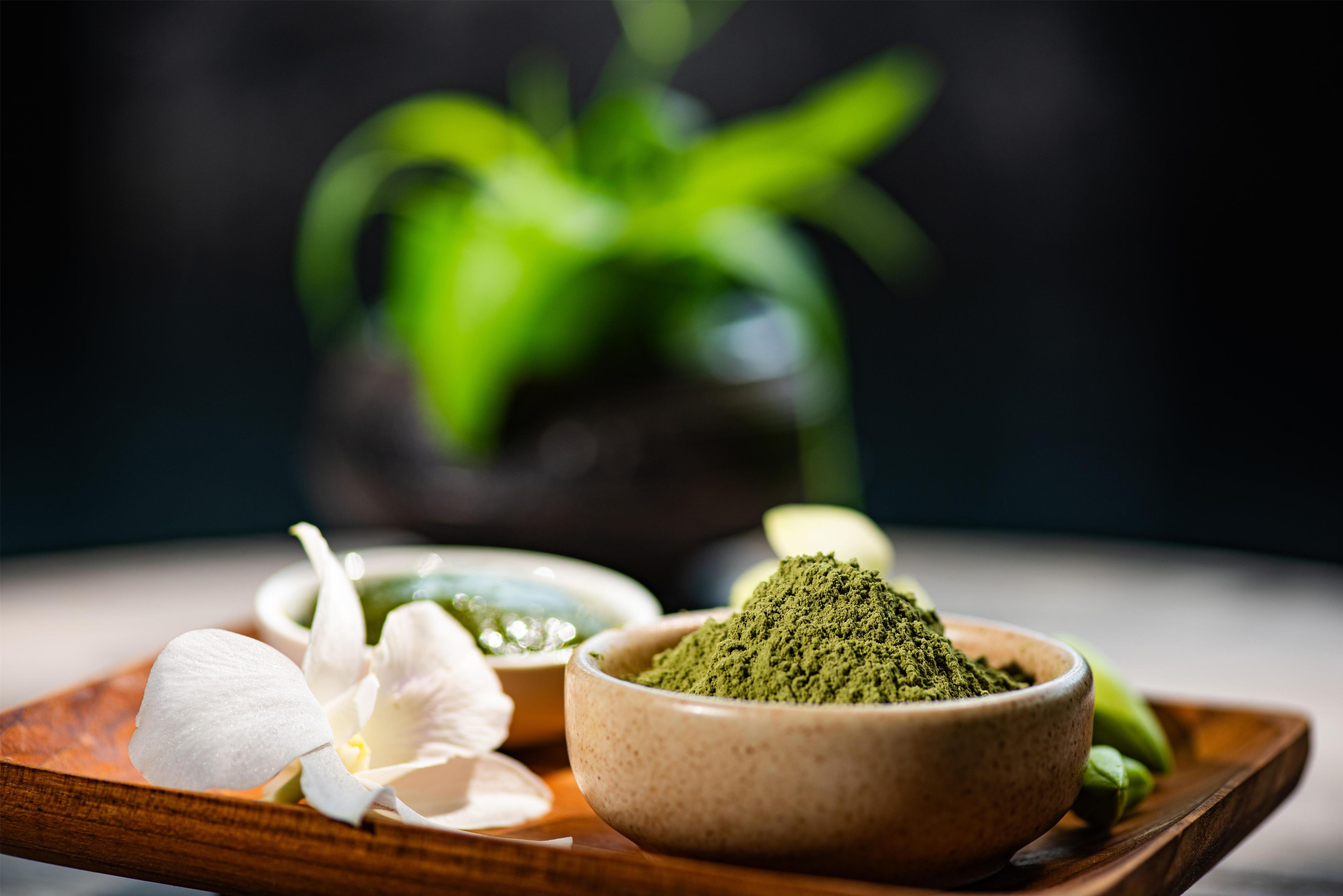 Salas de tratamientos para parejas, sauna, bañera de hidromasaje 