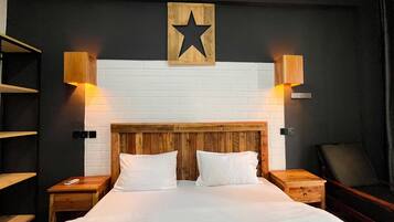 Frette Italian sheets, premium bedding, pillow-top beds, desk