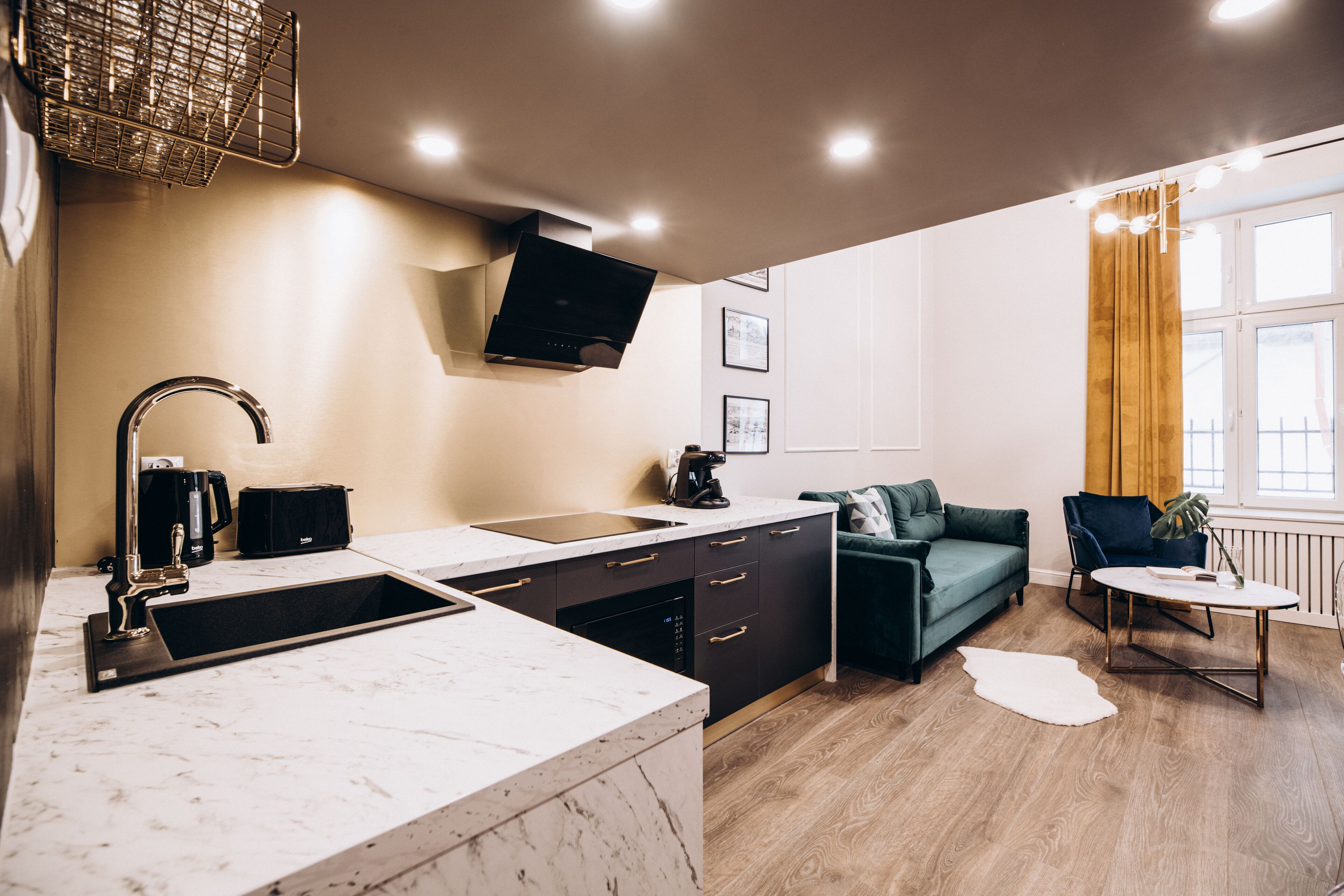 Leilighet | Eget tekjøkken | Minikjøleskap, mikrobølgeovn, kokeplater og oppvaskmaskin