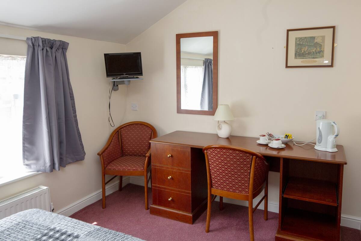 Classic Double Room, 1 King Bed