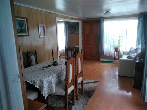 cheap accommodation, central, steps from the waterfront