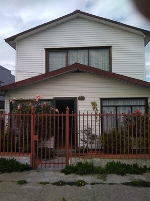 تفاصيل الفندق من الخارج