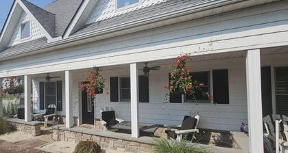 105 Bellevue St. Unit A- Heart of Dewey Beach! Perfect dog friendly apartment, close to the beach!