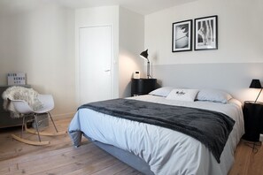 4 bedrooms, iron/ironing board, free WiFi - Comfortable villa for 12 with a pool (La Flotte)