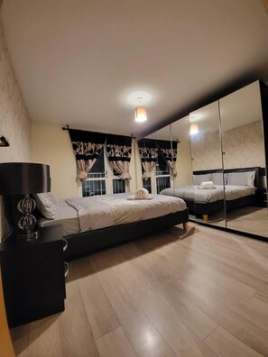 Maison | 3 chambres, accès au Wi-Fi (inclus), literie fournie