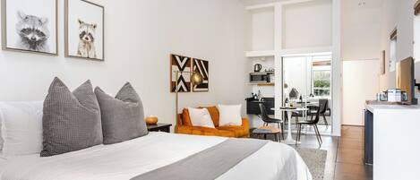 Strykejern/-brett, wi-fi (inkludert) og sengetøy