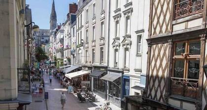 Angers Hyper Centre - Rue St Laud, 2min Ralliement