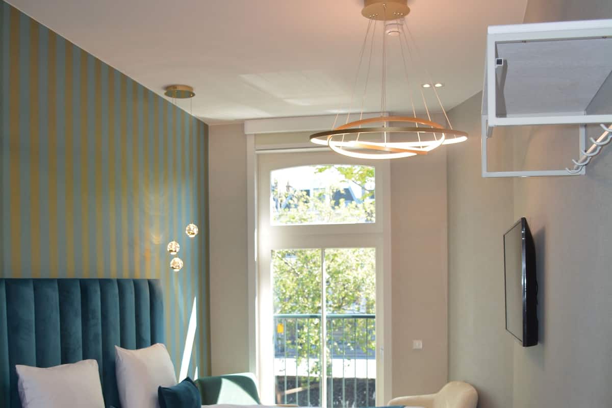 Twin Room Canal View | Lakens van Egyptisch katoen, luxe beddengoed