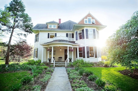 Stratton Creek Inn