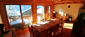 MAGNIFICENT CHALET Les Laouchets - 4 double bedrooms - 3 bathrooms 