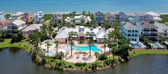Cinnamon Beach 343! Beautiful 4th floor ocean views, steps to the beach!