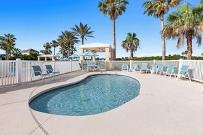 Beheizter Pool