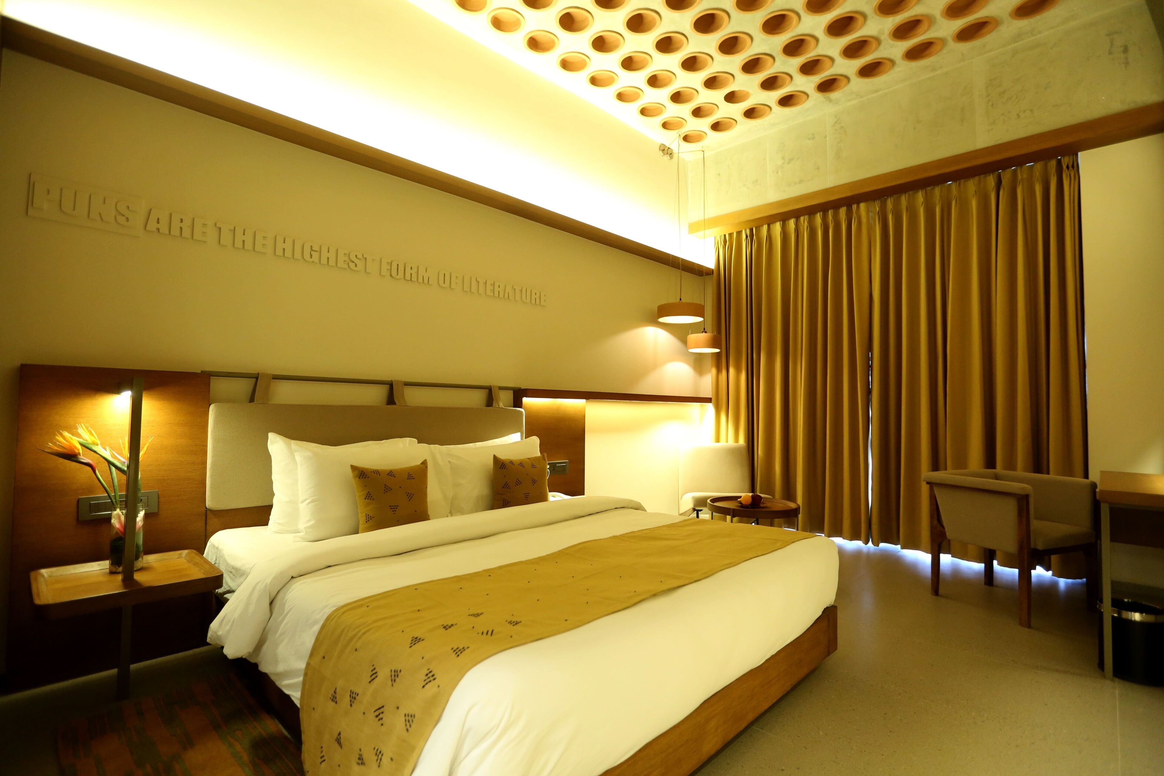 Deluxe Room, City View | Minibar, in-room safe, desk, laptop workspace