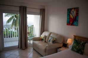 إستديو ديلوكس - سرير مزدوج - بمنظر للبحر | منطقة المعيشة