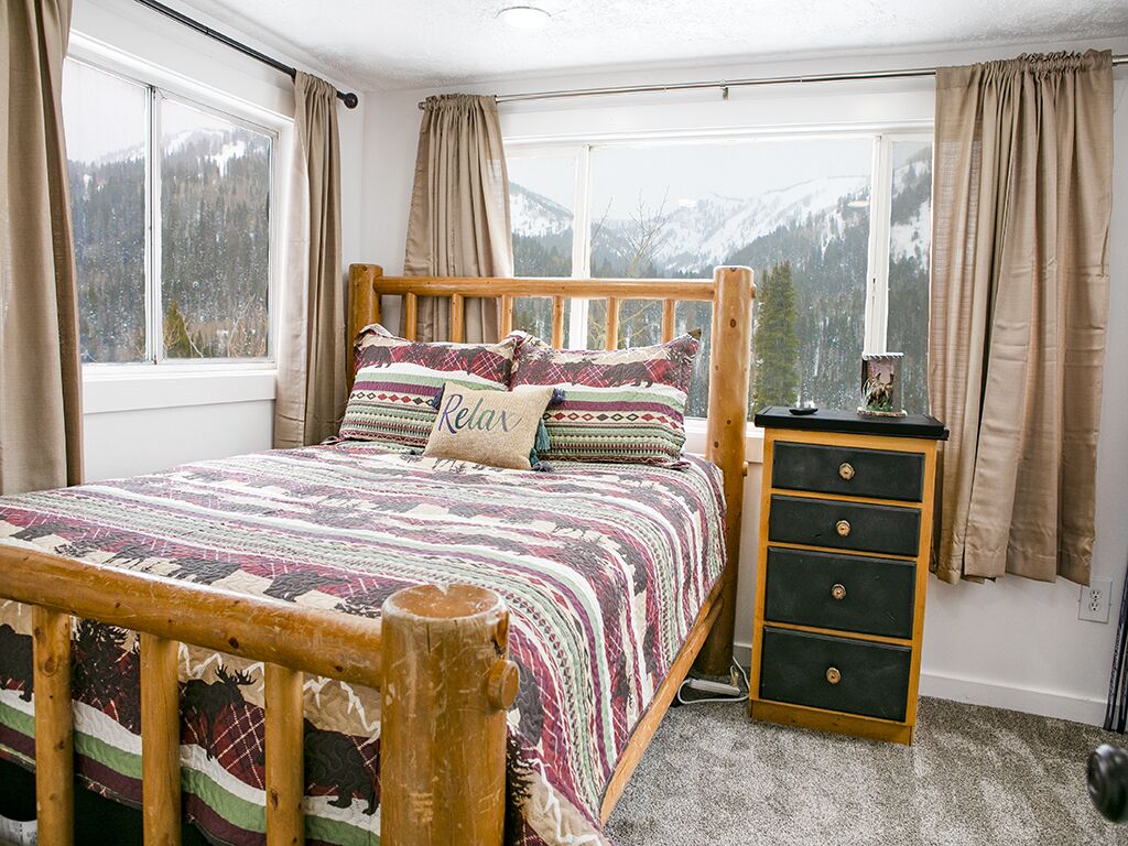 3 chambres, fer et planche à repasser, lit parapluie, Wi-Fi gratuit