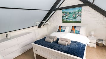 Mökki | 1 makuuhuone, yksilöllisesti sisustettu, yksilöllisesti kalustettu