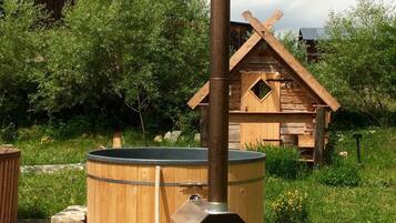 Bañera de hidromasaje exterior