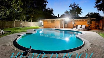 Piscine extérieure
