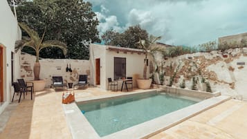 Alberca al aire libre