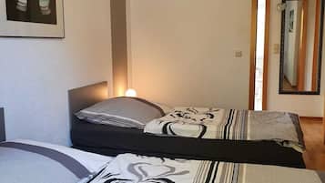 2 Schlafzimmer, Reisekinderbett, kostenloses WLAN