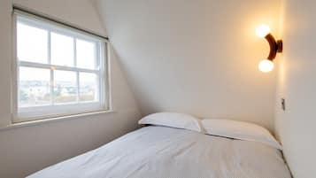 1 bedroom, memory foam beds, iron/ironing board, free WiFi