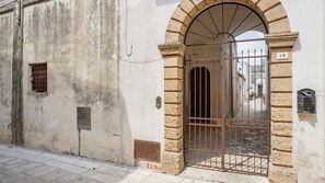 Dettaglio esterni