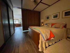 2 多间卧室、办公桌、WiFi