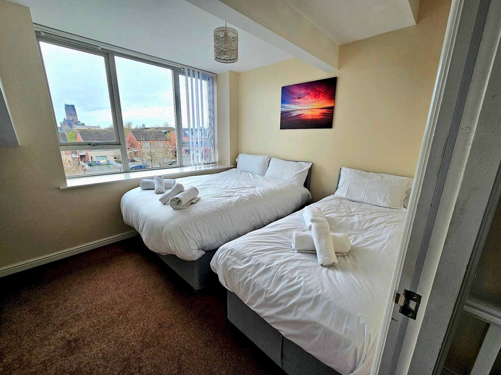 4 bedrooms, iron/ironing board, free WiFi, bed sheets