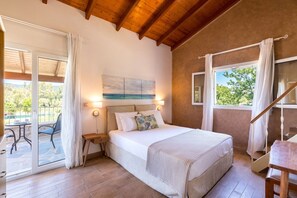 6 Schlafzimmer, Zimmersafe, Bügeleisen/Bügelbrett, Reisekinderbett