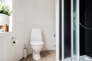 bathroom (1)