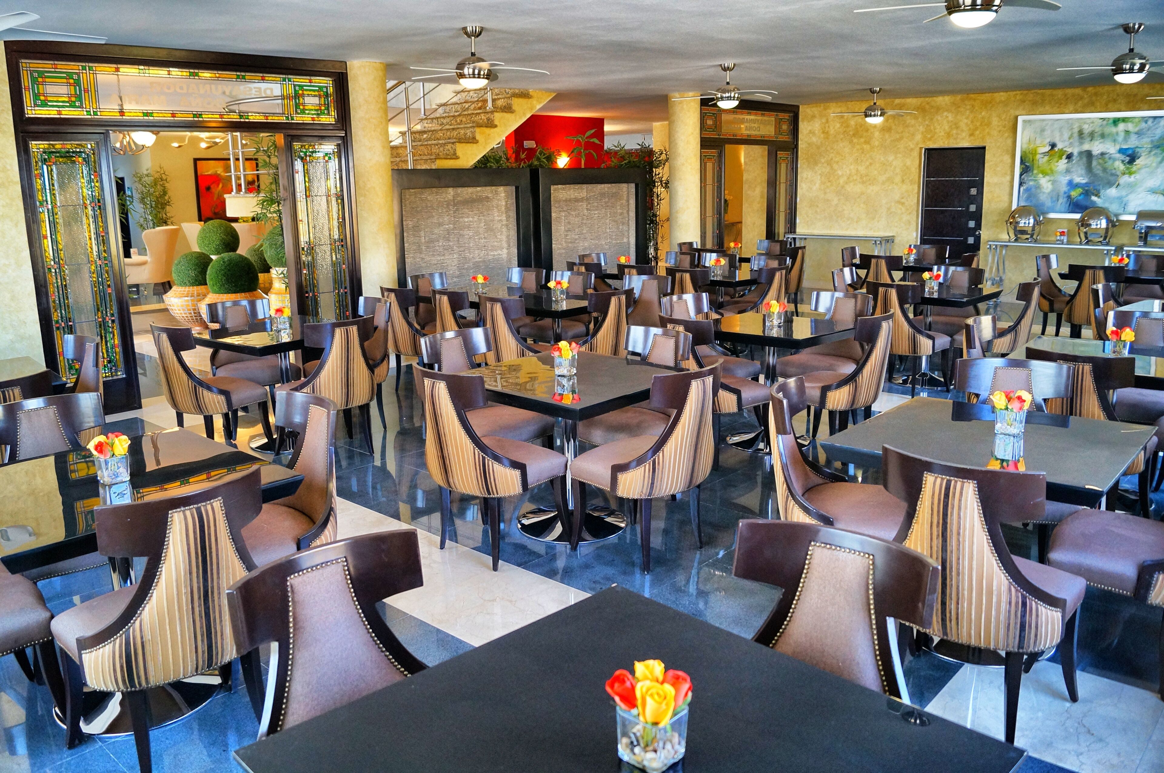 包含每日自助早餐