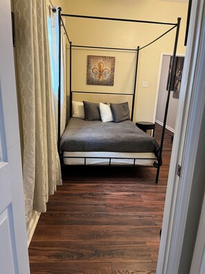 3 Schlafzimmer, Bügeleisen/Bügelbrett, WLAN, Bettwäsche