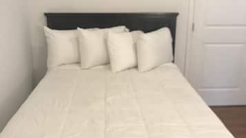 2 多间卧室、熨斗/熨衣板、WiFi、床单