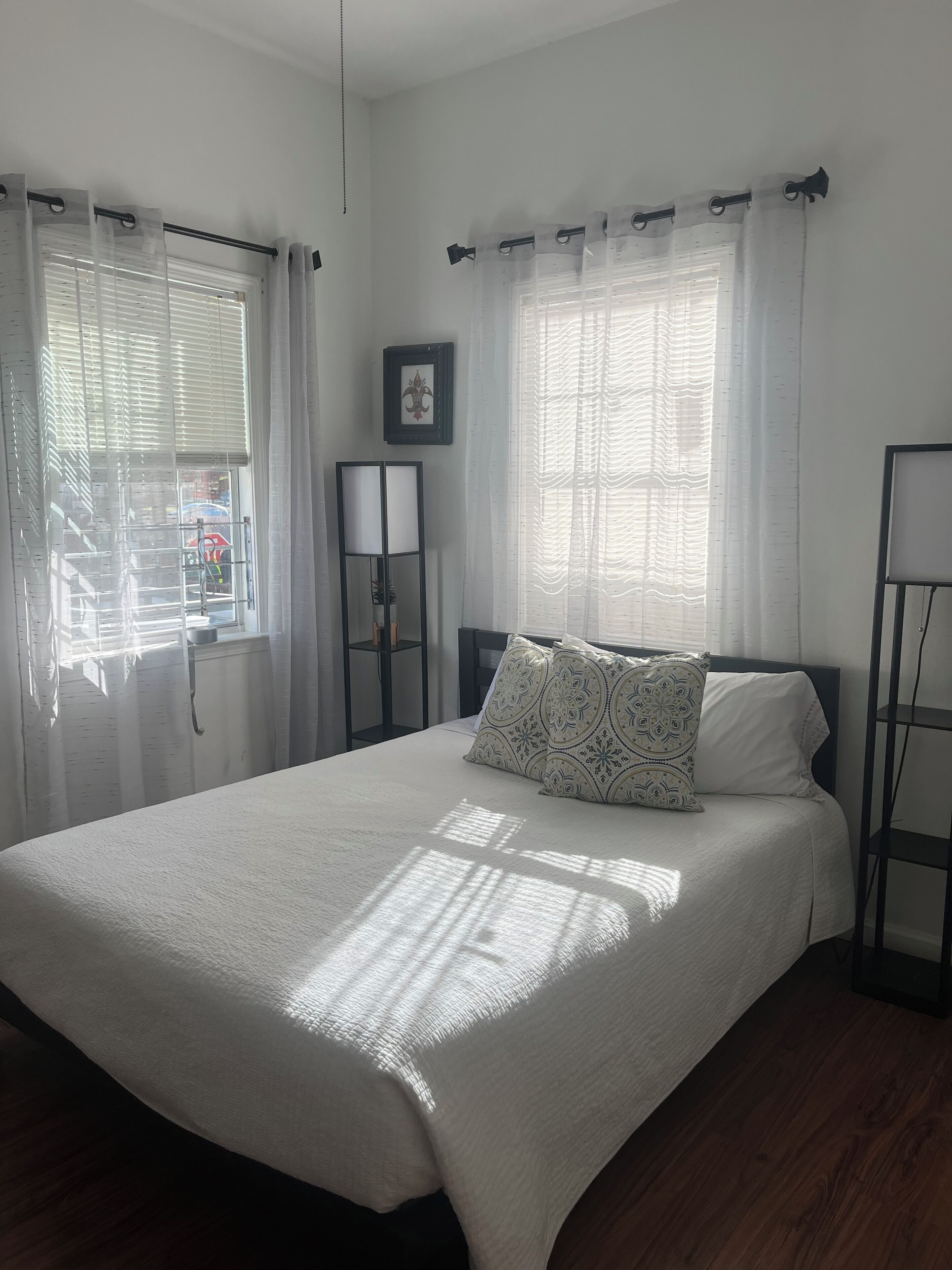 2 soverom, strykejern/-brett, wi-fi og sengetøy