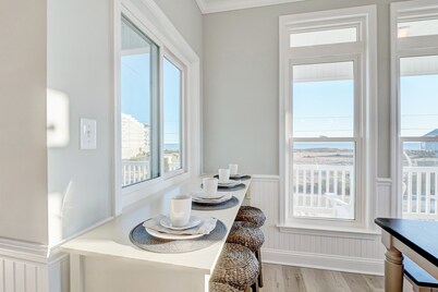 Luxurious 7BR Beach Home w/ Ocean Views, Pool, Hot tub, and Elevator