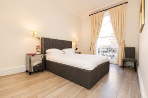 1 bedroom, iron/ironing board, travel cot, WiFi