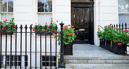 Spacious Georgian Apartment in Greater London