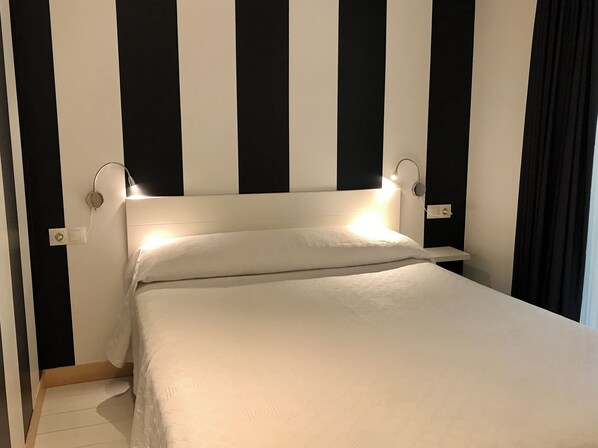 Double Room, Balcony, Courtyard View