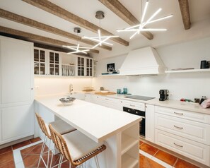 Hus – comfort | Eget kjøkken | Espressomaskin, kaffetrakter/tekoker og vannkoker
