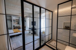 Chambre Double Junior | Salle de bain